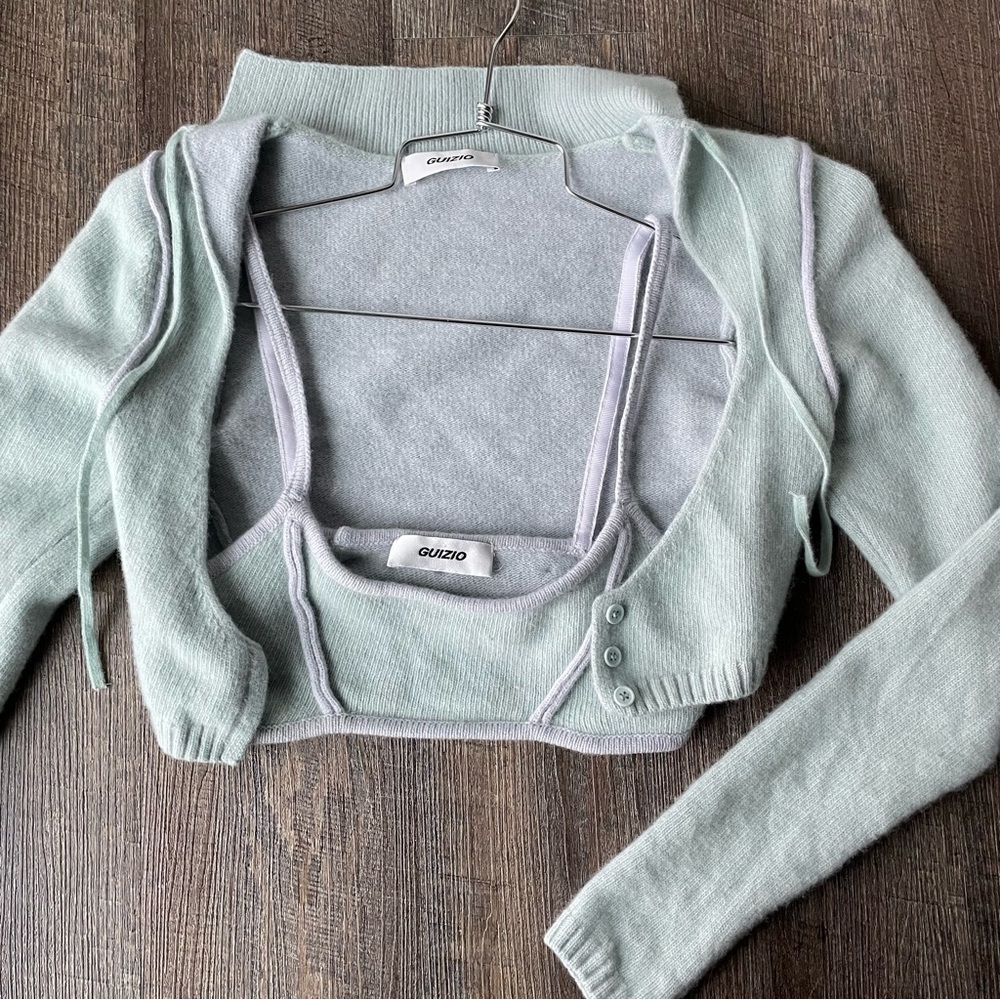 DANIELLE GUIZIO Green Rib Knit Geo cardigan & green Exposed Seam Bra